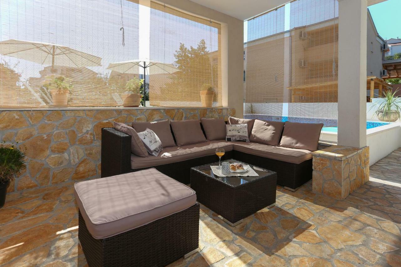 Bruno'S Poolside Apartments - Near Beach Trogir Exteriér fotografie